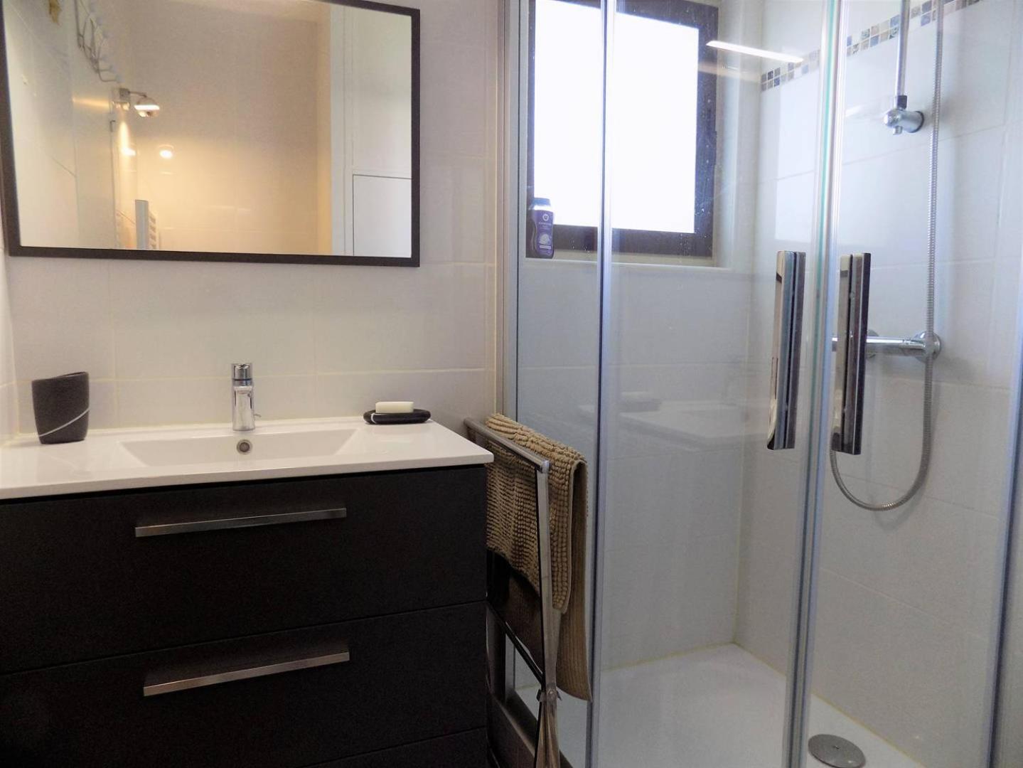 Saint Georges De Didonne - Pleine Vue Mer Pour Ce Studio Cabine Face A La Plage Экстерьер фото