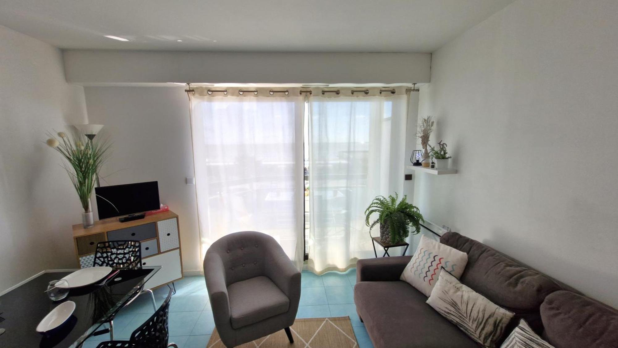 Saint Georges De Didonne - Pleine Vue Mer Pour Ce Studio Cabine Face A La Plage Экстерьер фото